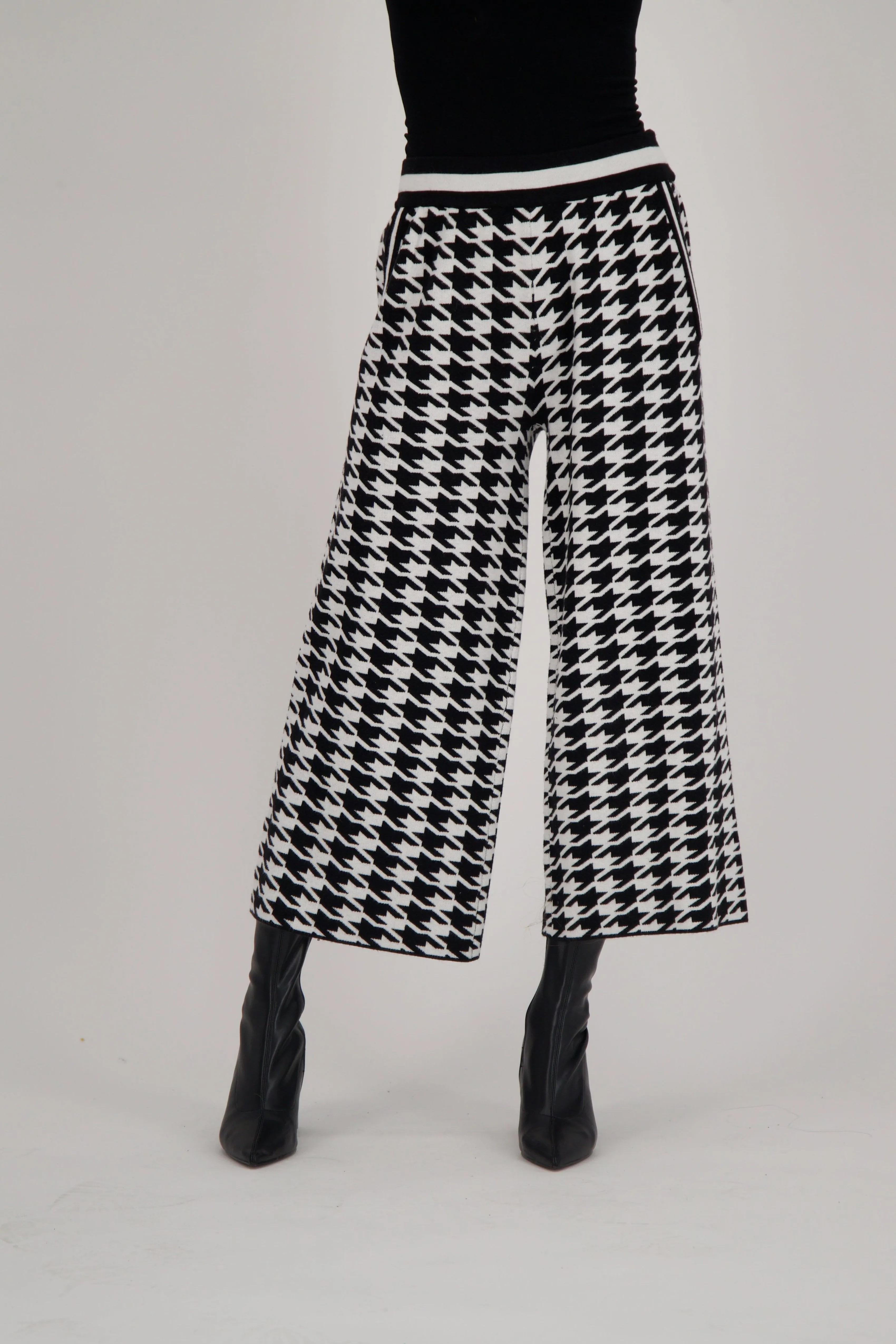 Houndstooth Knit Sweater Pant