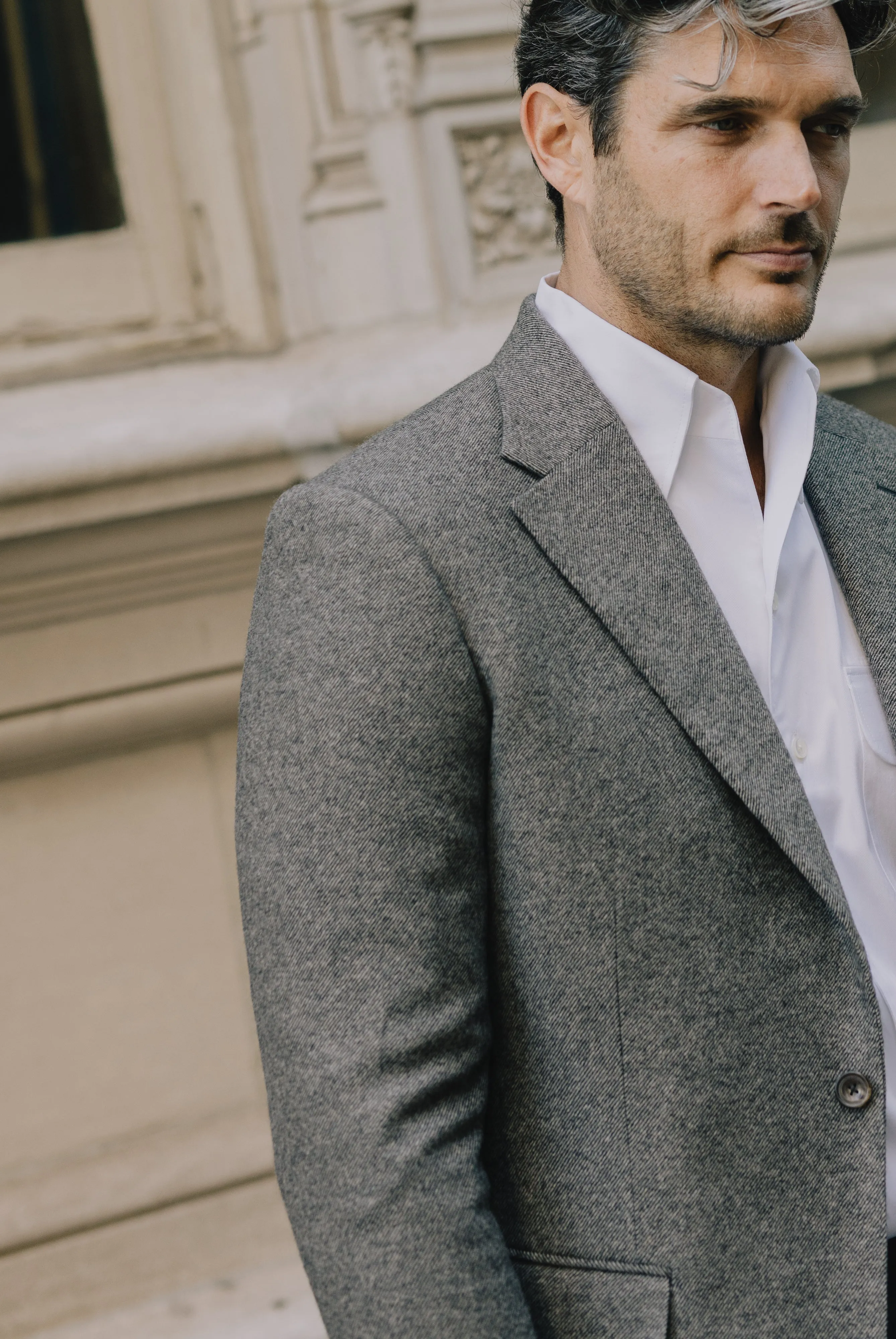 Single Breasted Notch Jacket in Brown Escorial Wool